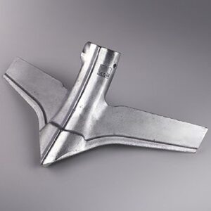 Fijador para cultivador